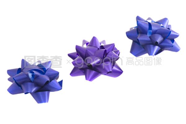 紫色和蓝色的蝴蝶结