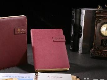 成都广告扇定制攻略 从塑料扇厂家到礼品饰品加盟全解析